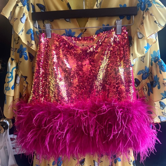 NWT NADINE MERABI Hot Pink Sequin Mini Skirt - Picture 2 of 6